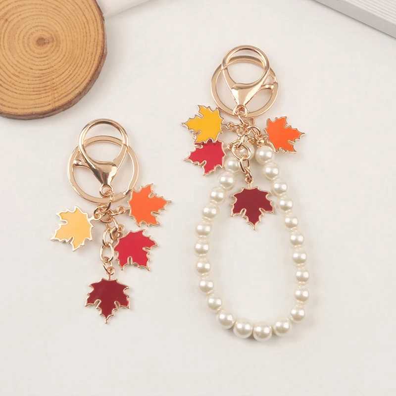 Pearl Alloy Maple Leaf Keychain Pendant Bag Decorate Car Keychain Dropping Oil Alloy Pendant DIY Creative Enamel Plant Key Rings W250604