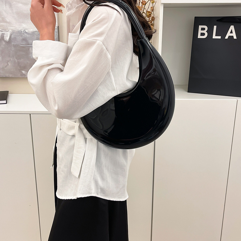 designer Cross-Border Fashion Pleated Bag for Women 2025 Spring New Trend Retro Casual Cloud Bag Simple Crossbody Hand