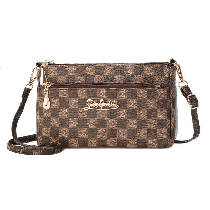 Autumn Summer Crossbody Middle-aged Fashion Retro Shoulder Old Pattern Women's Bag, 2025 New Style, Unique and Elegant Clothing
