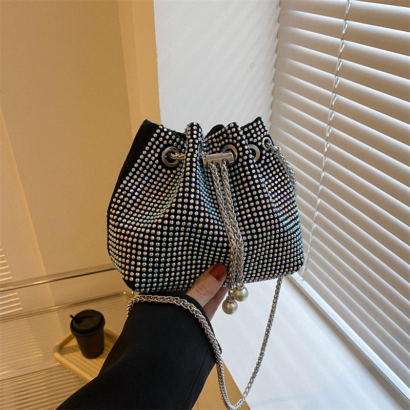 High quality brand free designer bag diamond nail pull rope bucket shiny rhinestone full diamond hot selling high-end chain crossbody bag brand new fr