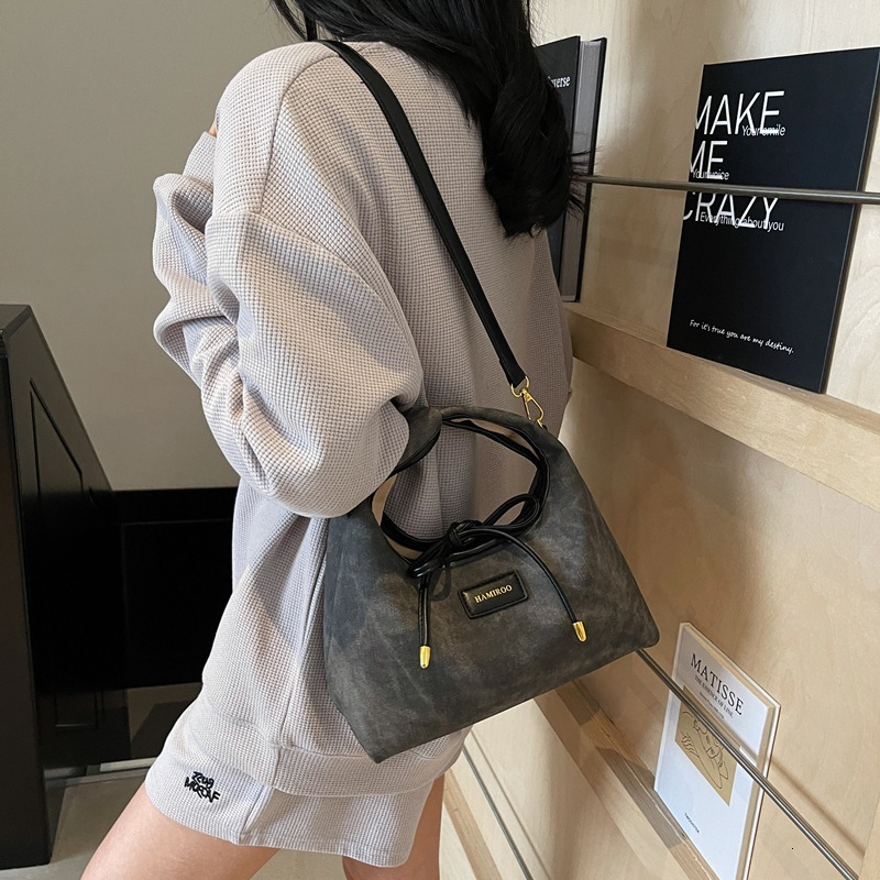 designer Bowknot Handbag Women's Bag 2025 New Spring Korean Fashion Handbag Versatile Shoulder Crossbody Dumpling