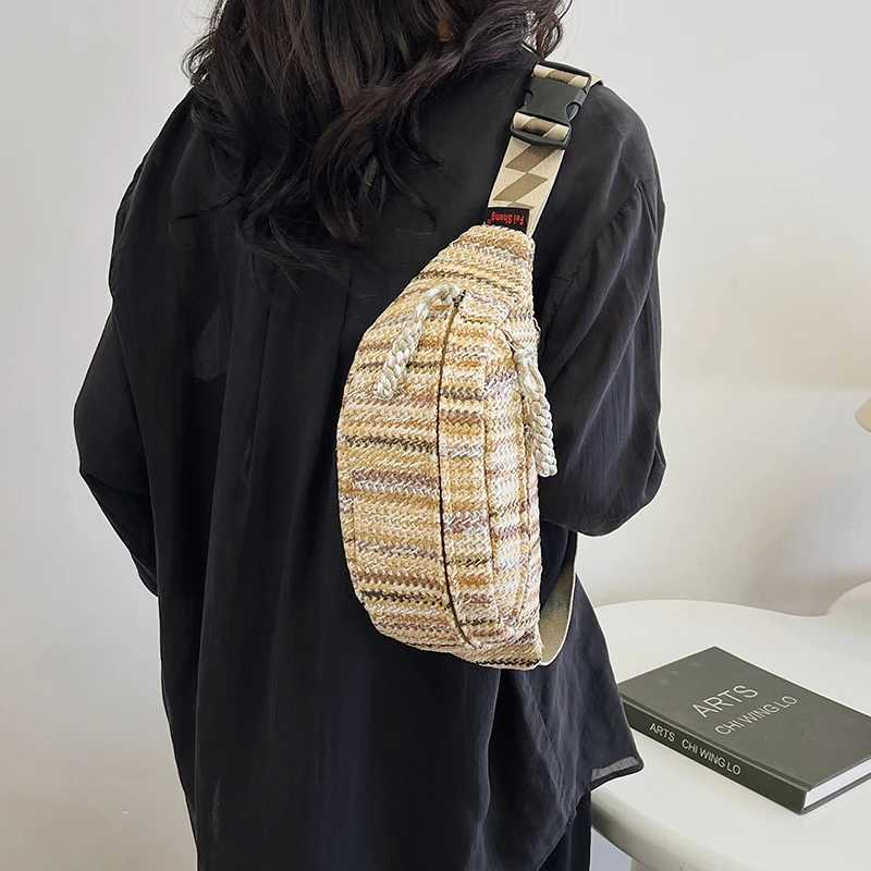 Elegance Lady Fanny Pack Hand Woven Waist Bag Summer Female Belt Bags Rainbow Stripes Crossbody Chest Pack Designer Banana PacksW250604