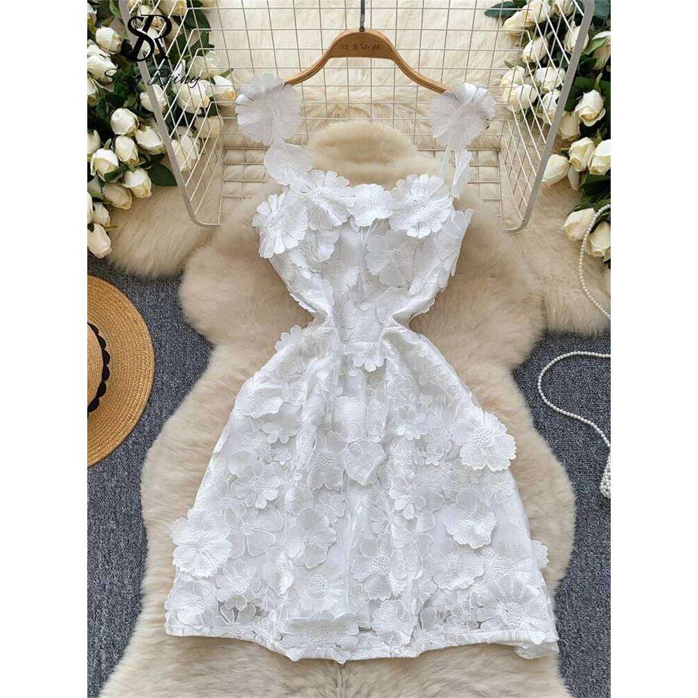 Chic Embroidery Strap Women Sleeveless Zipper 3D Floral Design Summer High Street A Line Short Evening Dress
