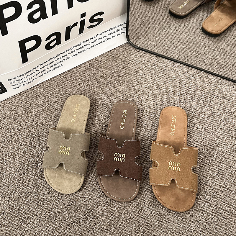 Fashion Letter Print Slippers 2025 Designer New Free Shipping Flat casual sandals Holiday beach slippers