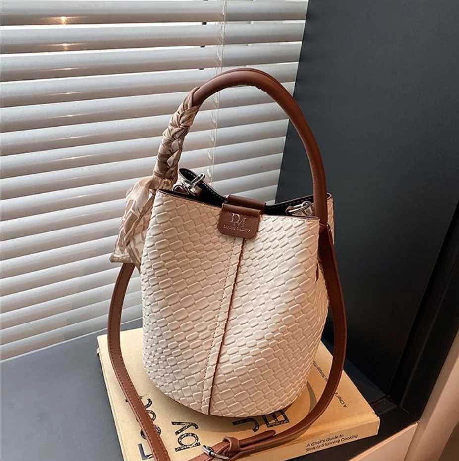 New 2025 Womens Bag Fashion Crossbody Bag Versatile Soft Leather Handheld Single Shoulder Bucket Light Luxury Bag XJ250604