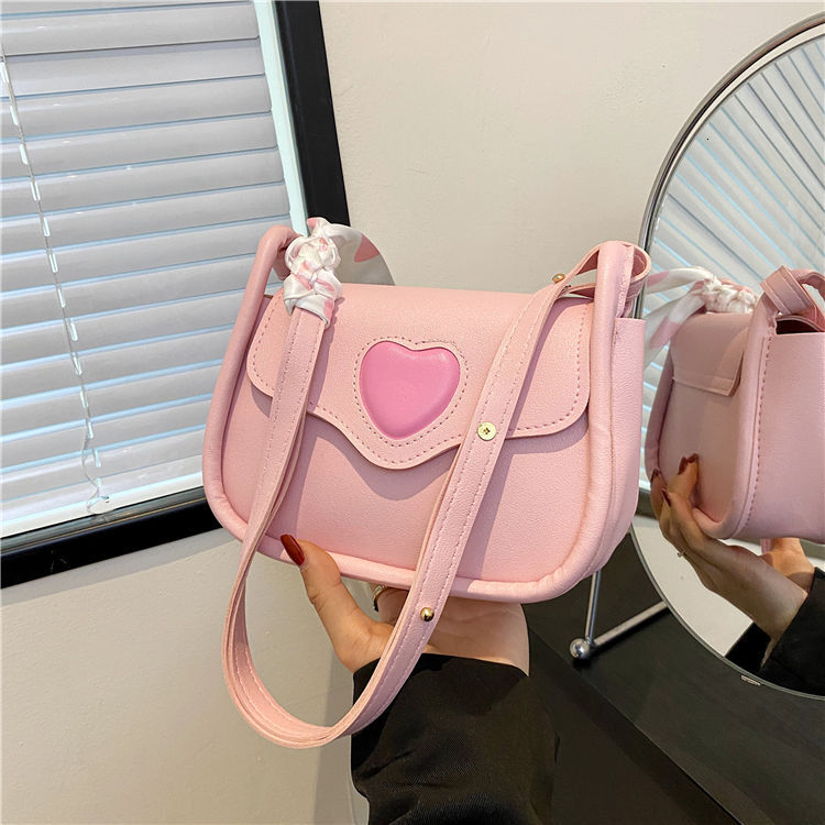 New Style 2025 Fashion Small Square Bag Summer New Simple Style Versatile Shoulder Crossbody Bag Niche Patchwork Heart Underarm Bag New Free Delivery 