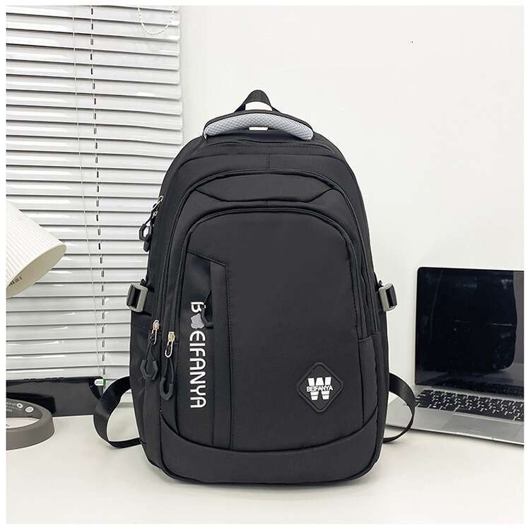 Large Capacity Lightweight Bag for Girls Middle School Students New Trendy Boys Burden-Reducing Spine Protection Backpack