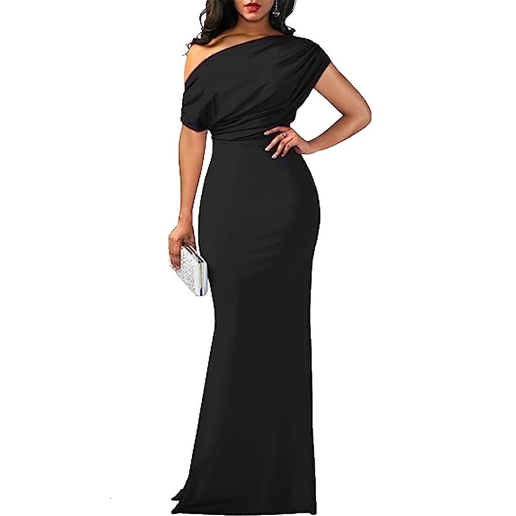New plus size womens long dress with elegant temperament slim fit and slimming black evening gown