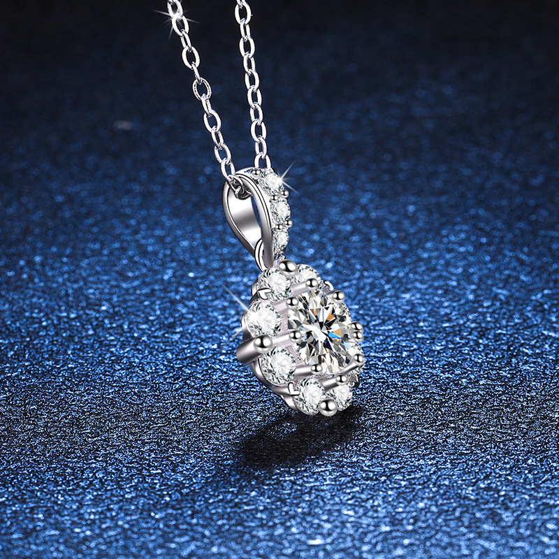 S925 Sterling Silver Moissanite Necklace with 1ct D-Color Moissanite, Full Zircon Stone Sunflower Pendant, Elegant Jewelry for Women