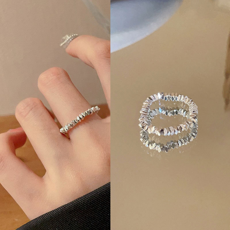 Irregular pearl necklace, light luxury, high-end, niche fashion