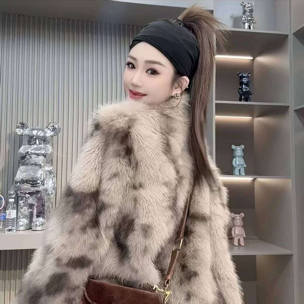 Faux Fox Fur Coats For Women,Covered Button Jacket,Female Thick Warm Clothes,O-Neck,High Quality, New, Winter,2025
