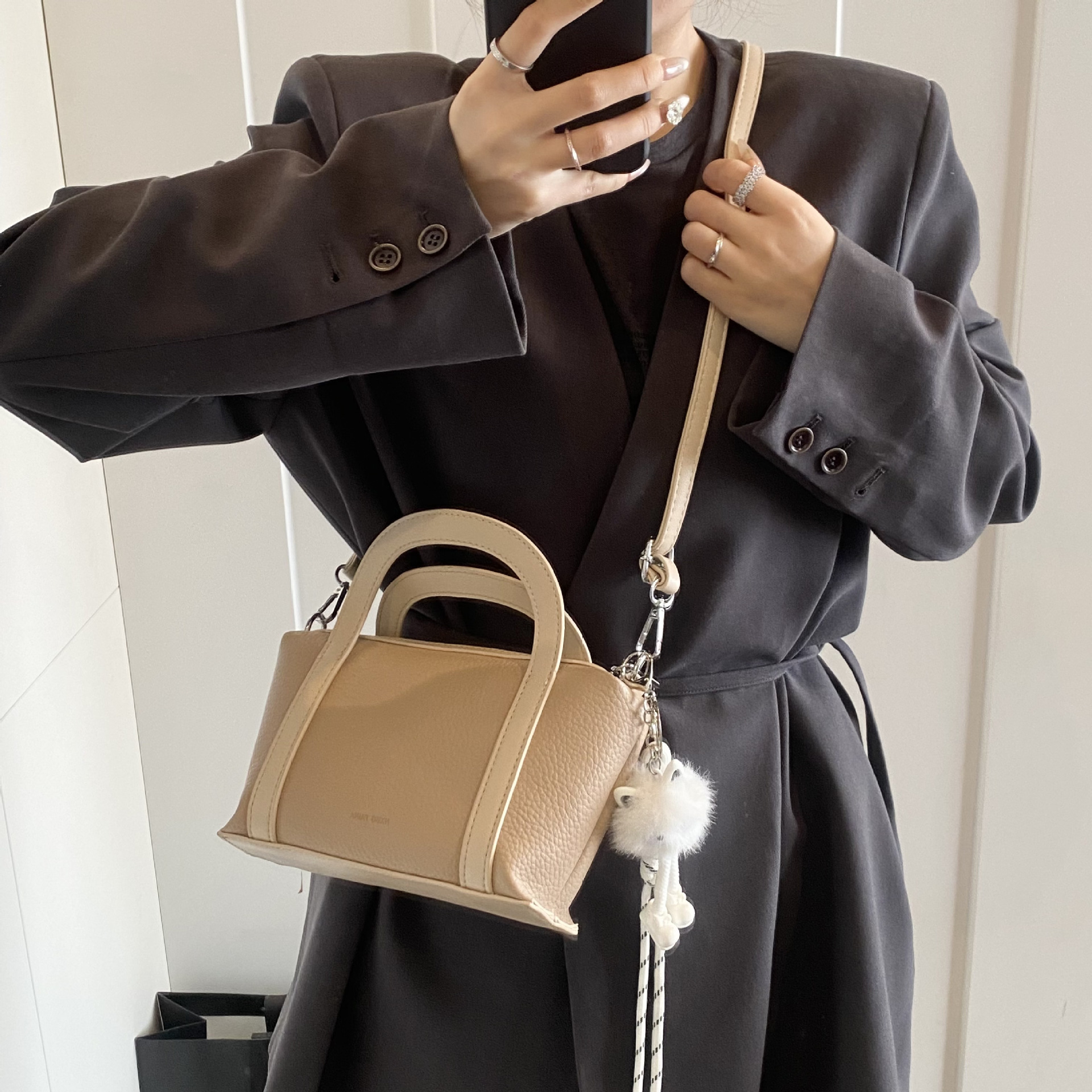 designer Lychee Pattern Fashion Handbag Women's Bag 2025 New High-Quality Texture Shoulder Bag Simple Crossbody Bucket Bag