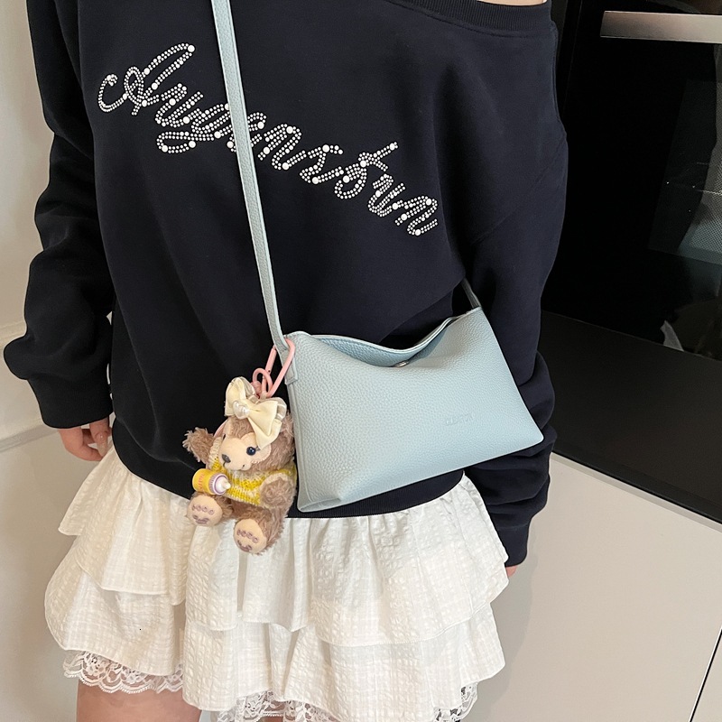 designer Korean Style Underarm Bag for Women 2025 New Trendy Fashion Simple Bucket Bag Casual Versatile Ins Single Shoulder Crossbody Bag