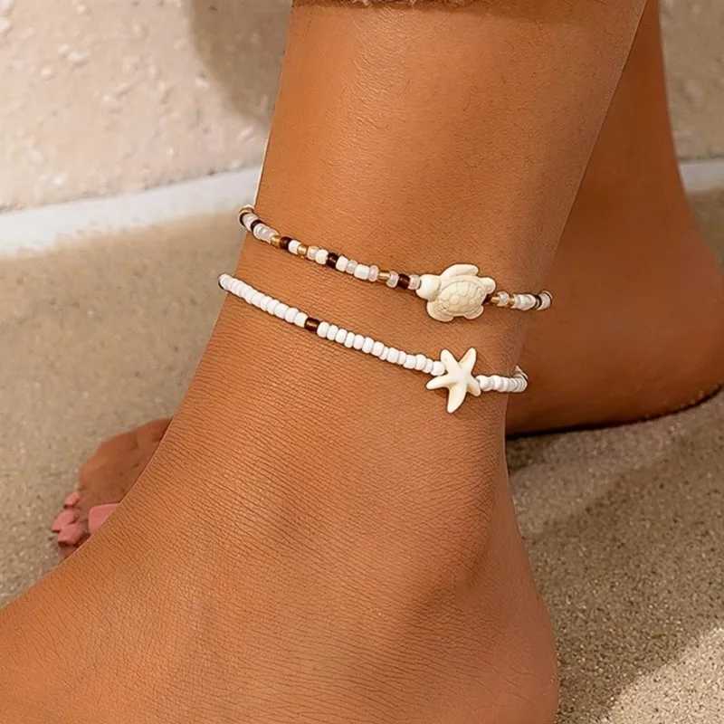 Set of Two Brown Starfish and Turtle Designs Pendant Anklet for Women Summer Ocean Theme Foot Jewelry Ideal for Beach Vacations W250604