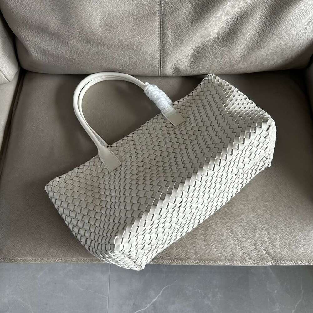 Woven Bag Leather Autumn Winter Genuine Leather Woven Large Capacity Mother And Child Tote Handheld Shoulder Underarm Grocery Basket Mommy Bag Soft Wo