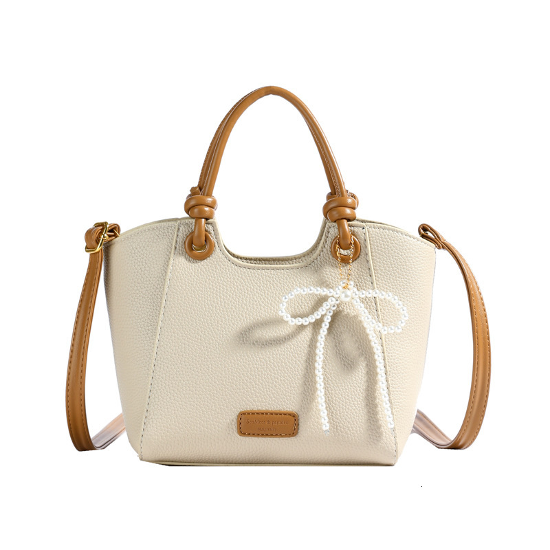 designer Women's Trendy Fashion Large Capacity Tote Bag 2025 New Casual Handbag Korean Style Shoulder Bag