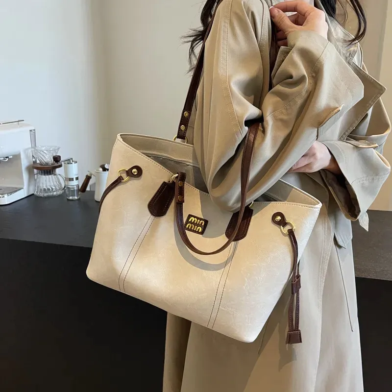Designer Bag Shoulder Bag Luxury Bag Crossbody Purse Designer 2025 Fashion Bags Shoulder Leather Bag Women Travel Large Capacity Shopping Totes Casual