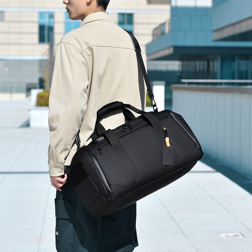 Men's Dry and Wet Separation Training Sports Thickened Handheld Lage Short Trip Travel Bag Independent Shoe Compartment Swimming