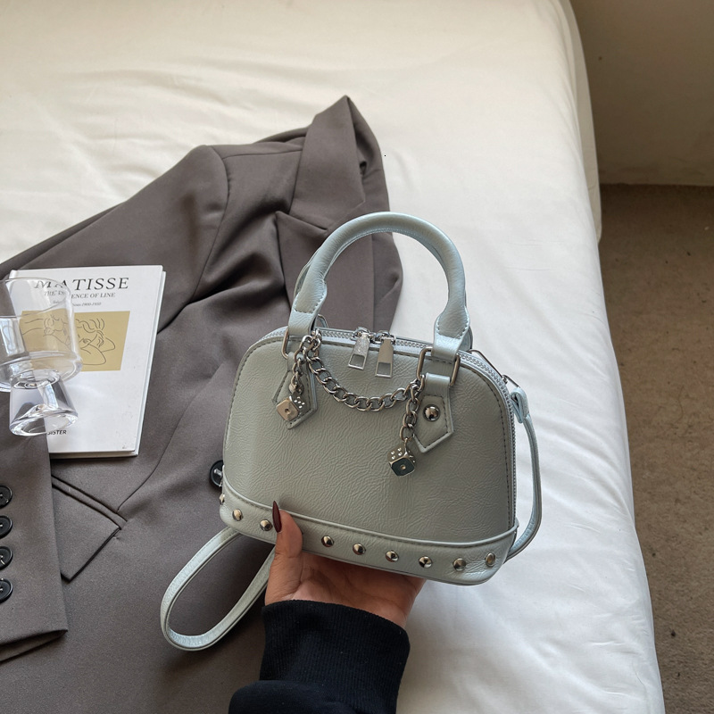 designer 2025 New Niche Design High-End Champagne Studded Shell Handbag for Women Fashionable Stylish Shoulder Crossbody Bag