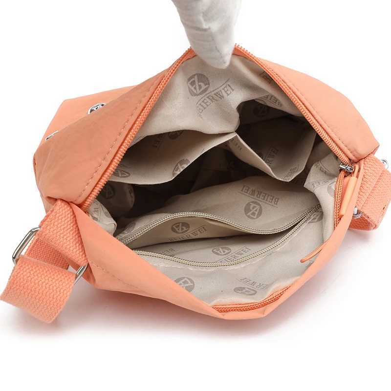 2025 Trendy Womens Nylon Crossbody Bag Lightweight Casual Shoulder Purse Ladies Tote Bag Fashion Handbag XJ250604