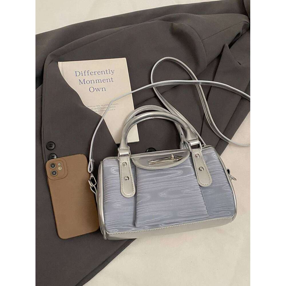 Portable Boston Women's 2025 New Summer Shoulder Crossbody High-End Niche Casual Pillow Bag