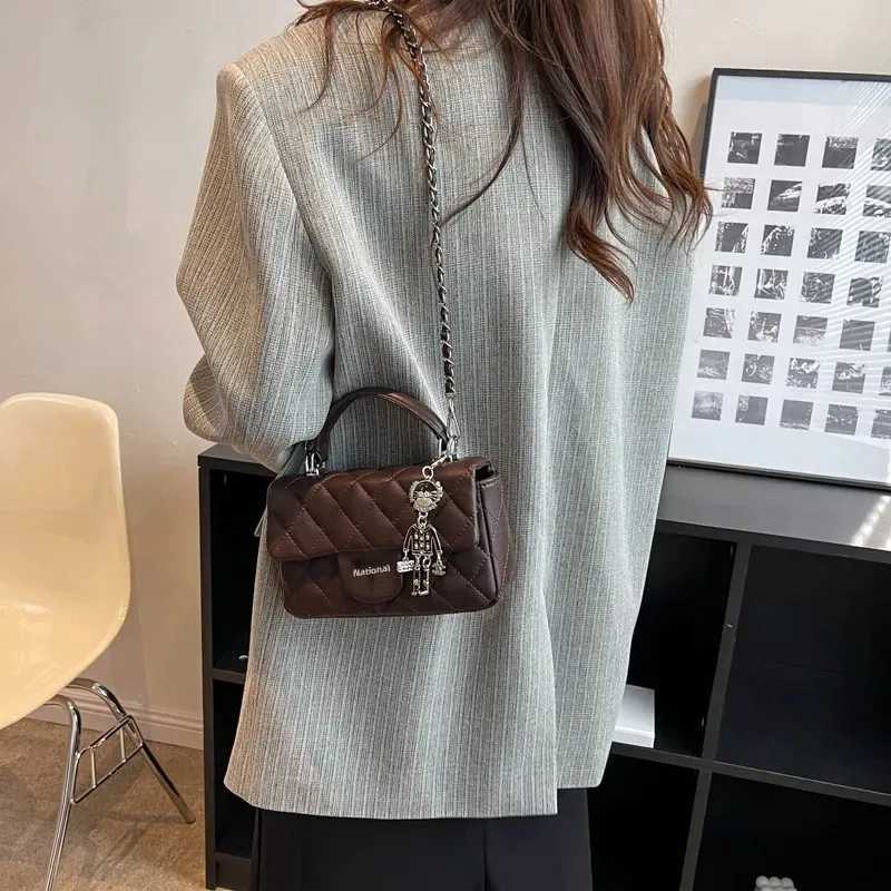 Trendy Commuter Womens Crossbody Bag Diamond Pattern Chain Small Square Bag Versatile Single Shoulder Bag Fashionable AE Stock XJ250604