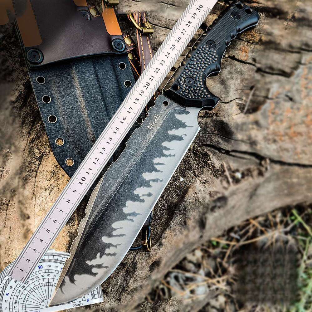 Outdoor obstacle removal and chopping integrated keel straight high hardness wilderness survival self-defense portable military knife, long version