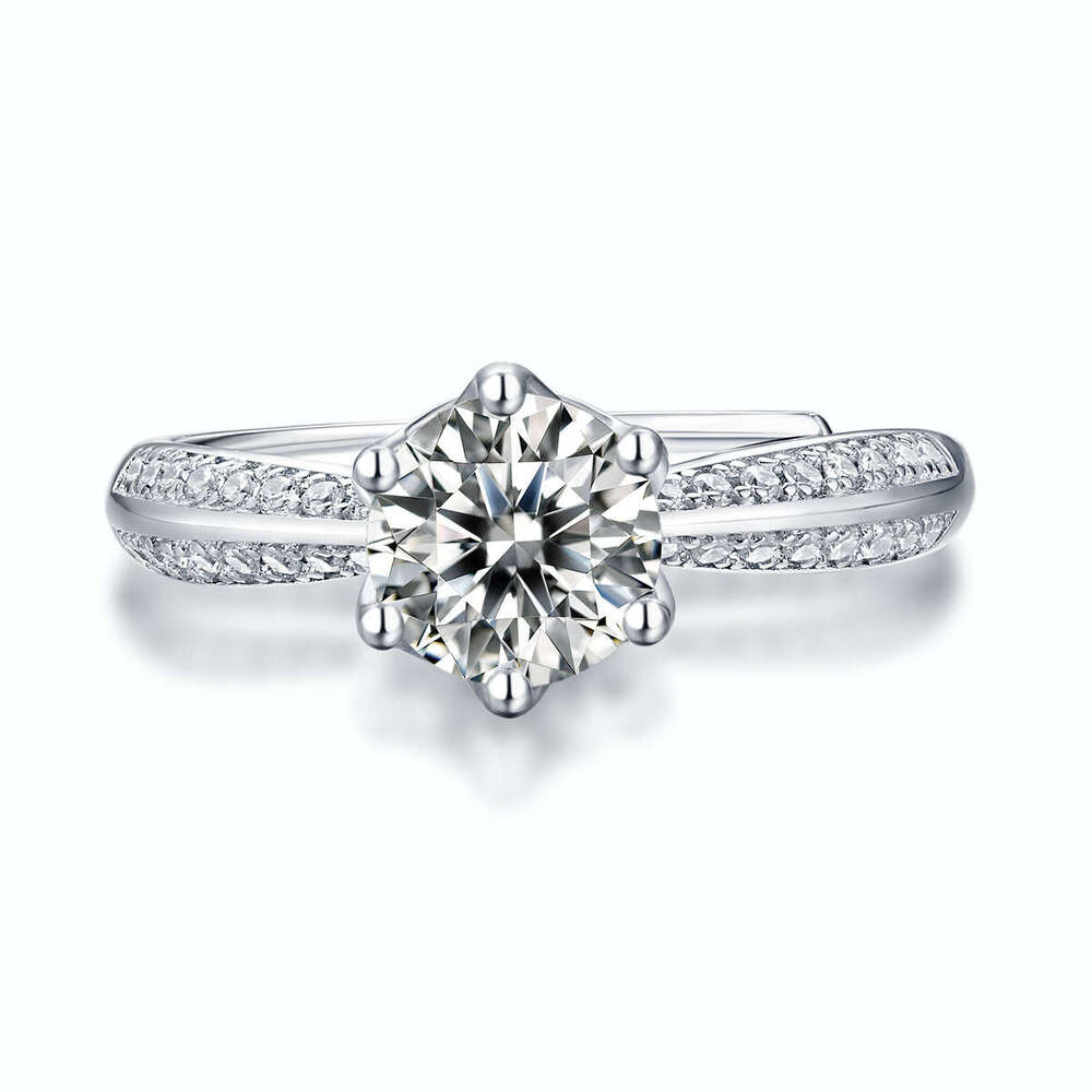 DHCollections Fashion Silver Moissanite Ring Non-Fading