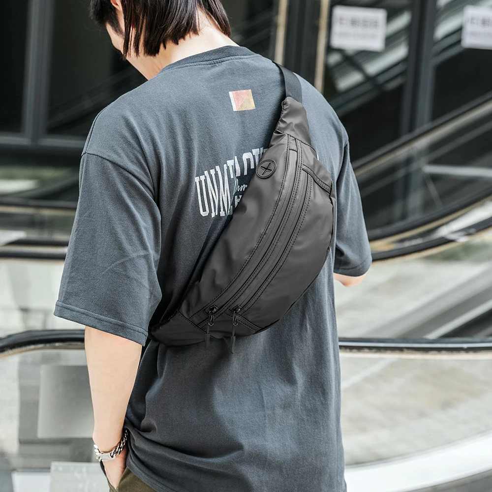 Men Chest Bag Anti-theft Zipper Multifunction Crossbody Bag Waterproof Short Trip Fashion Lightweight Bag with Headphone Hole W250604