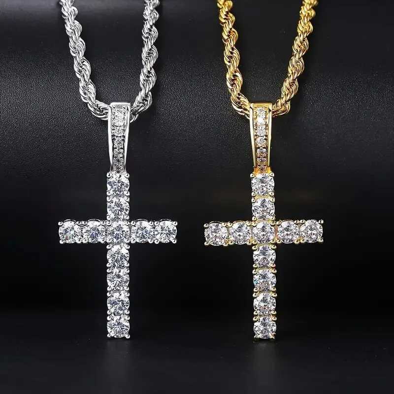 925 Sterling Silver Cross Pendant Necklace for Women Sparkling White Cubic Zirconia Necklace Wedding Party New Fashion Jewelry XJ250604