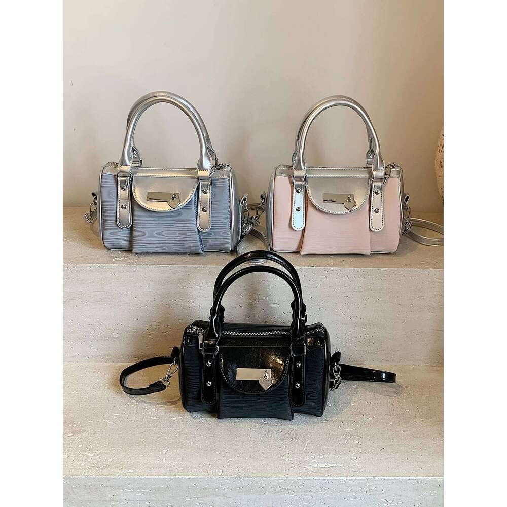 Portable Boston Women's 2025 New Summer Shoulder Crossbody High-End Niche Casual Pillow Bag