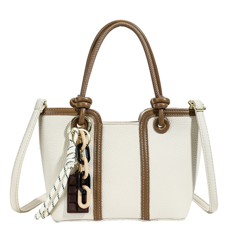 designer Guqian Trendy Tote Bag 2025 Spring New Simple Stylish Underarm Bag Shoulder Bag Versatile Shoulder Bag Socialite