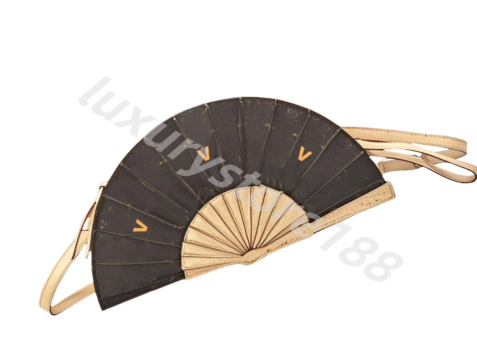 Luxury Fan-Shaped Handbag Quality Designer Pleated Shoulder Bags Zipper Closure Handbags Luxury Hot Season Fan Shape Purses E5915