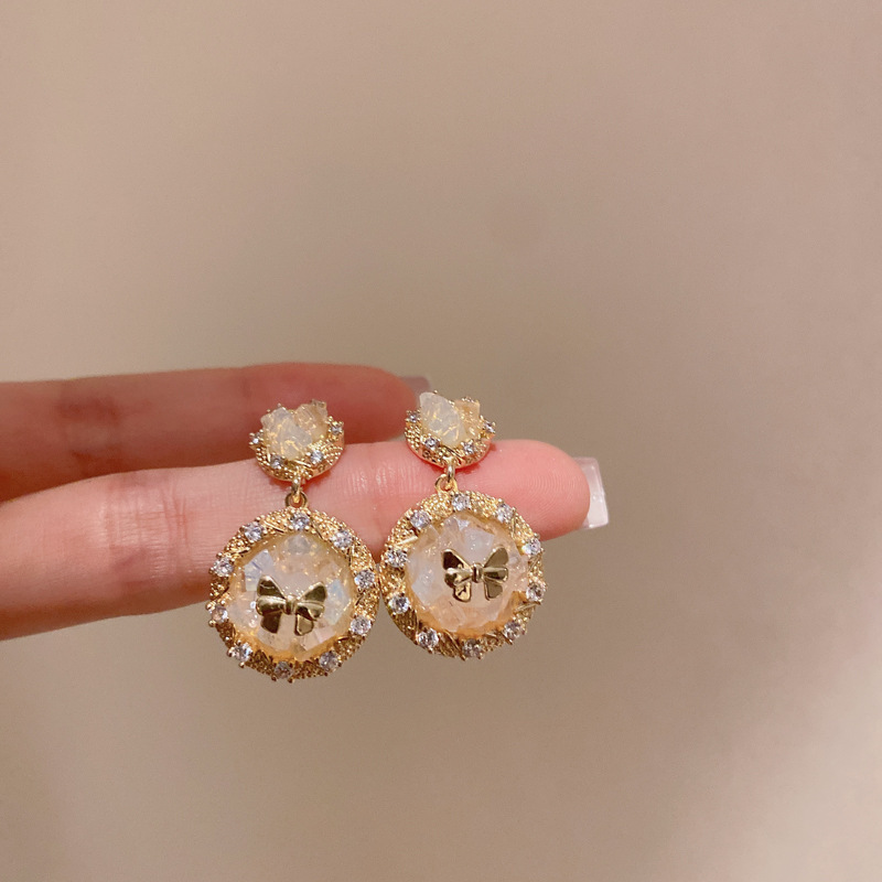 Silver Needle Crystal Flower Earrings, Vintage Baroque Exquisite Girl Heart Ear Nails, High Grade Earpiece Craftsman