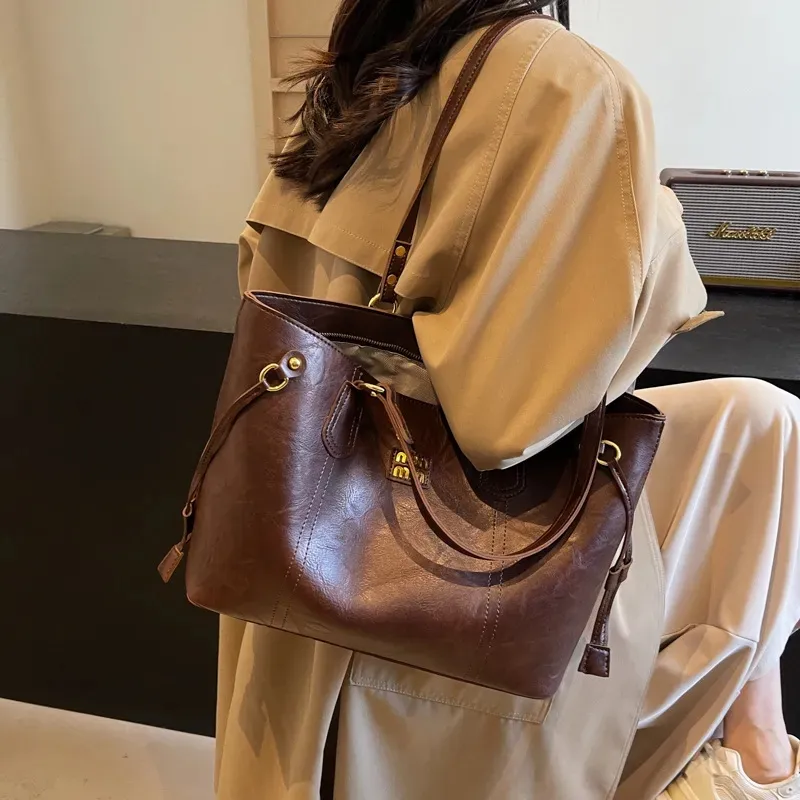 Designer Bag Shoulder Bag Luxury Bag Crossbody Purse Designer 2025 Fashion Bags Shoulder Leather Bag Women Travel Large Capacity Shopping Totes Casual