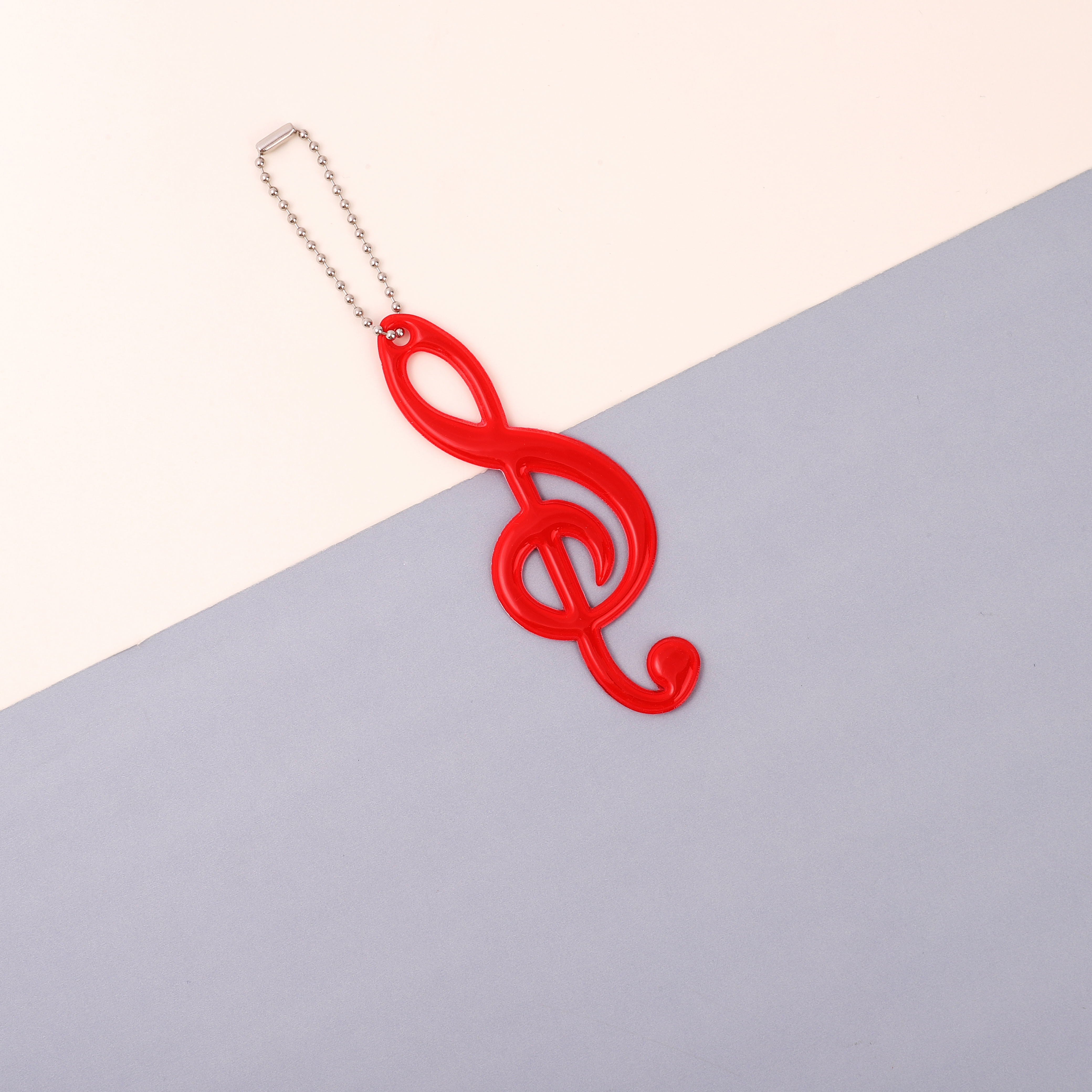 Note-Shaped Cartoon Creative Glow-in-the-Dark Backpack Pendant - Multiple Colors Available with Customization Options