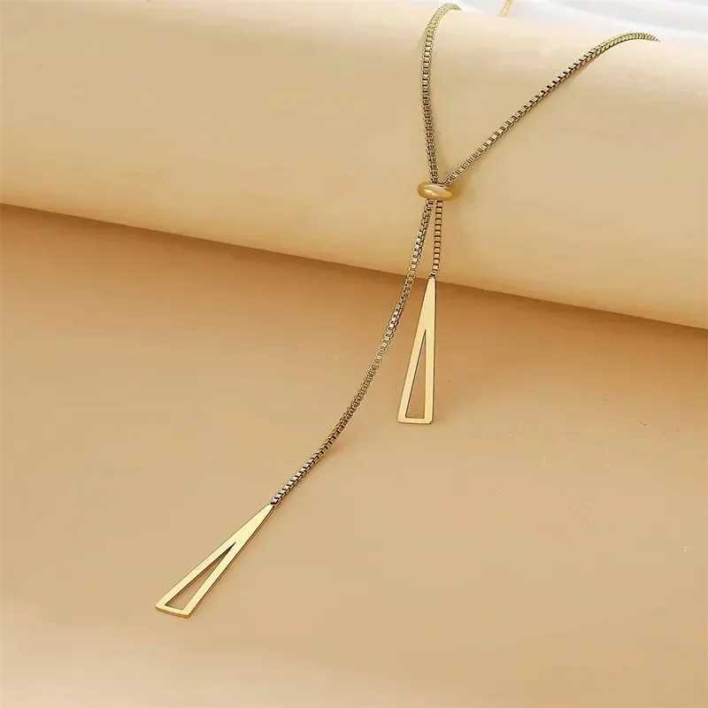 Metal Style Silver Color Triangle Pendant Necklace Fashionable Simple Charm Necklaces for Women Boho Minimalist Jewelry Gifts XJ250604