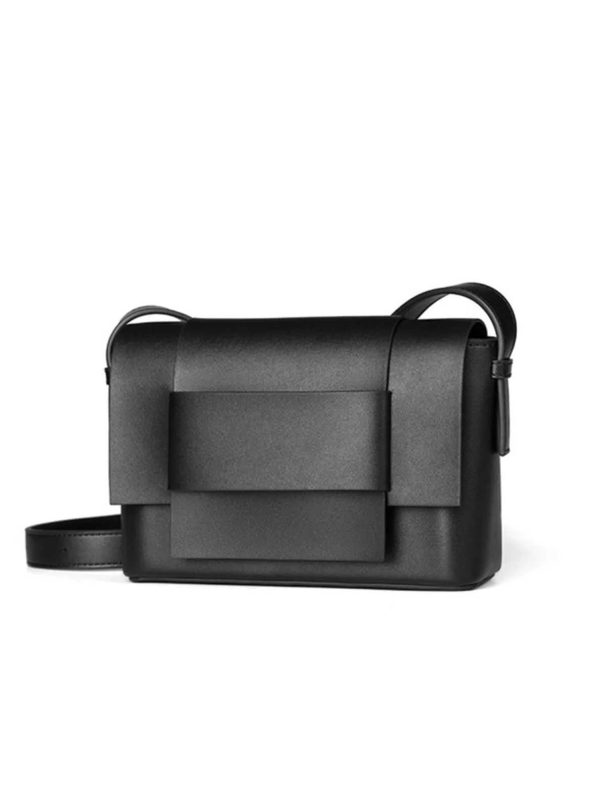 Luxury Designer Mens Crossbody Bag Fashion Small Square Bag Simple Versatile One Shoulder Messenger Bag 2023 NEW XJ250604