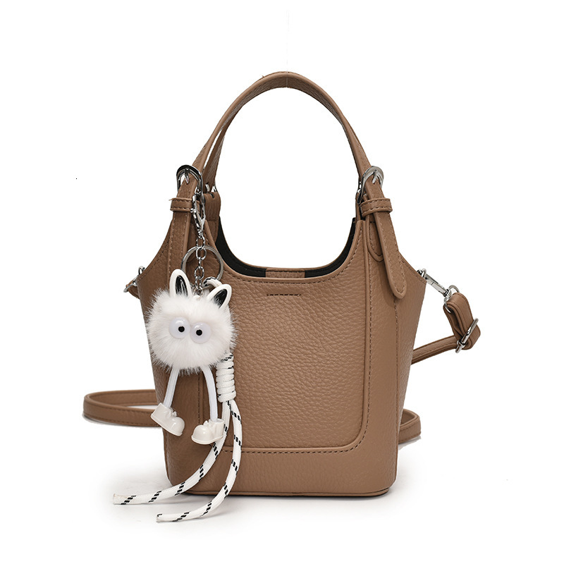 designer High-Quality Texture Simple Handbag for Women 2025 New Spring Korean Style Bucket Bag Fashion Retro Single Shoulder Crossbody Bag