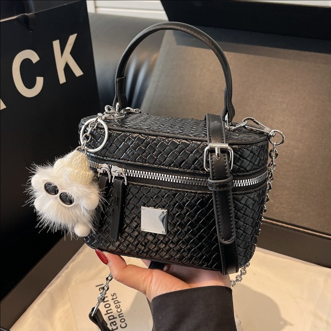 designer Niche Woven Pattern Handbag for Women 2025 New Versatile Chain Crossbody Bag Casual Crossbody Box Bag
