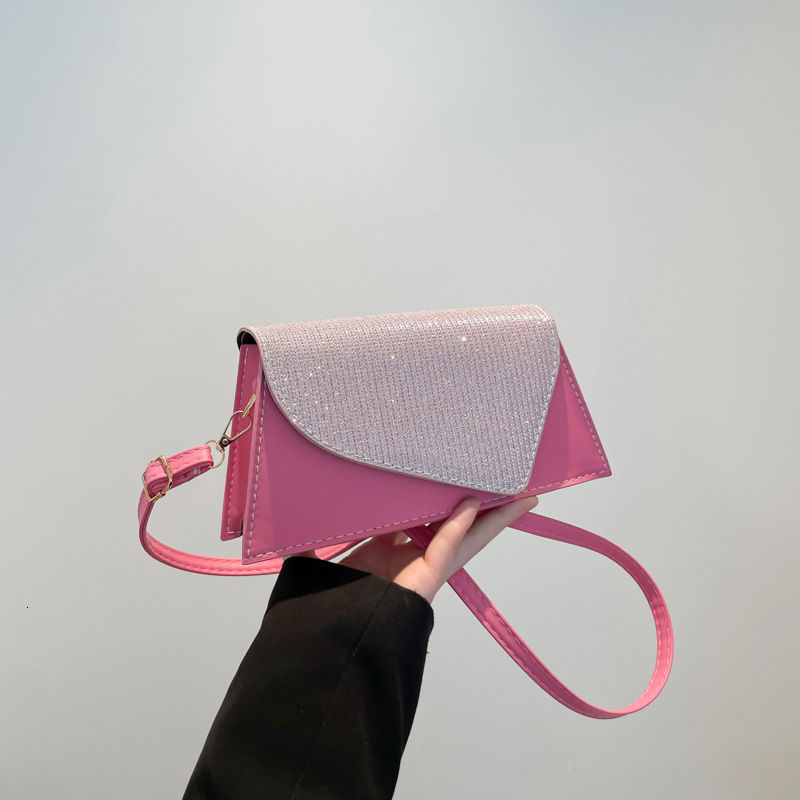 Top brand high-quality new free designer bag European and American fashion trend light luxury high-end fashion shoulder crossbody bag new free designe