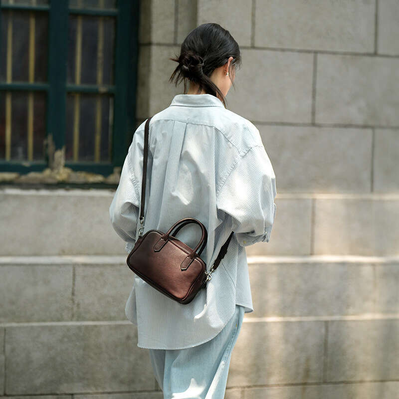 Women's Bags Designer Women's Bags Designer Qiu Zhen Wide Vegetable Tanned Leather Casual Versatile Crossbody Single Shoulder Handbag Bowlin