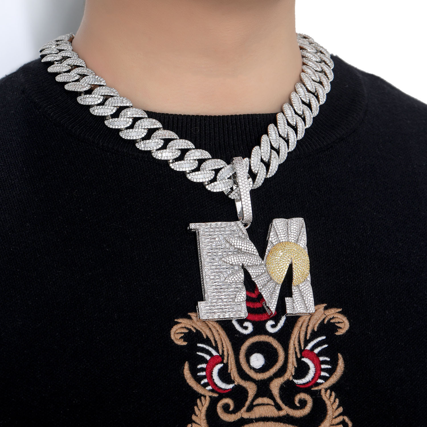 KnowKnow Same Style M Small Daisy Hip-Hop Necklace Mens Pendant T Square Full Moissanite Inlaid Personality Mens Necklace