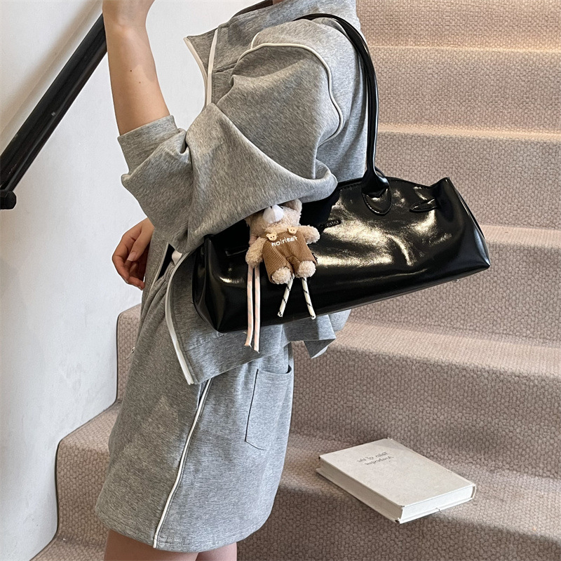 designer Korean Style Commuter Large Capacity Underarm Bag for Women 2025 New Fashion Versatile Shoulder Bag High-end Handbag