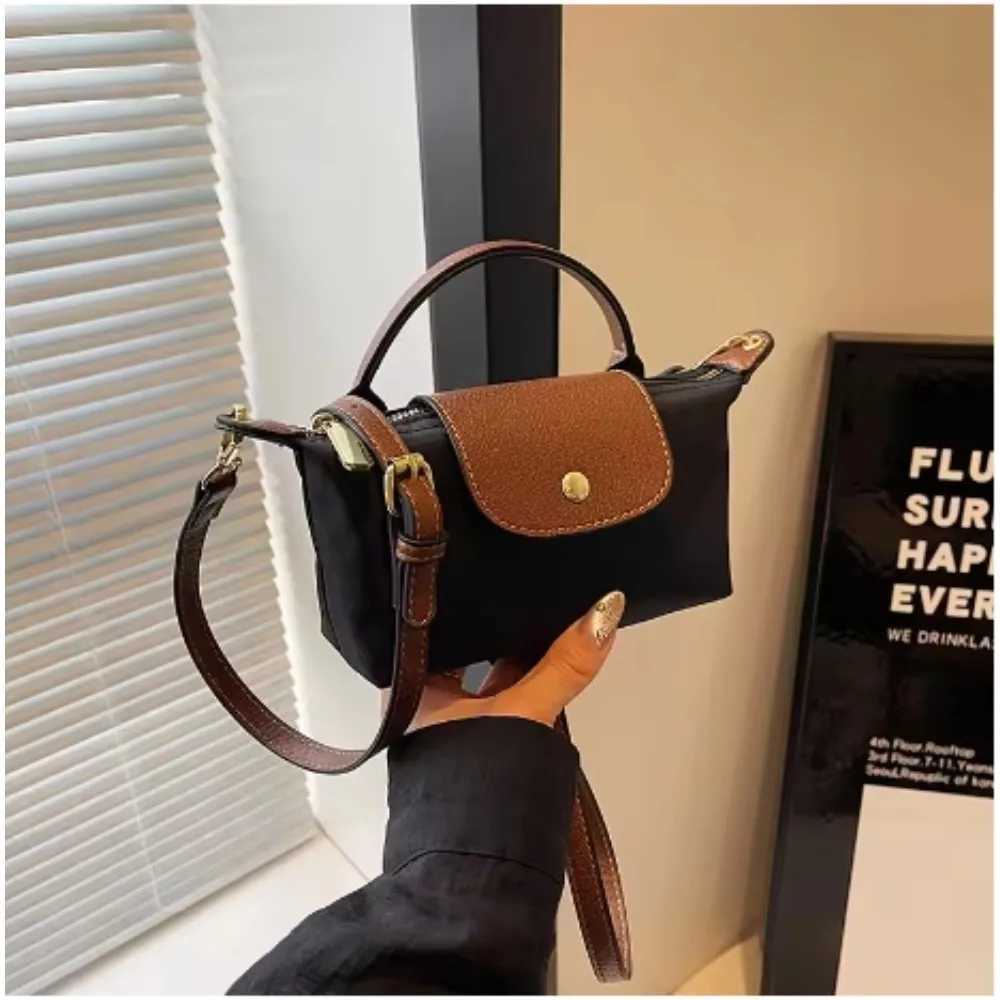 Retro Dumpling Bag 2025 New Single-shoulder Crossbody Bag Fashionable Handbag Simple and Individual Casual Bag Mini Bag Bags XJ250604
