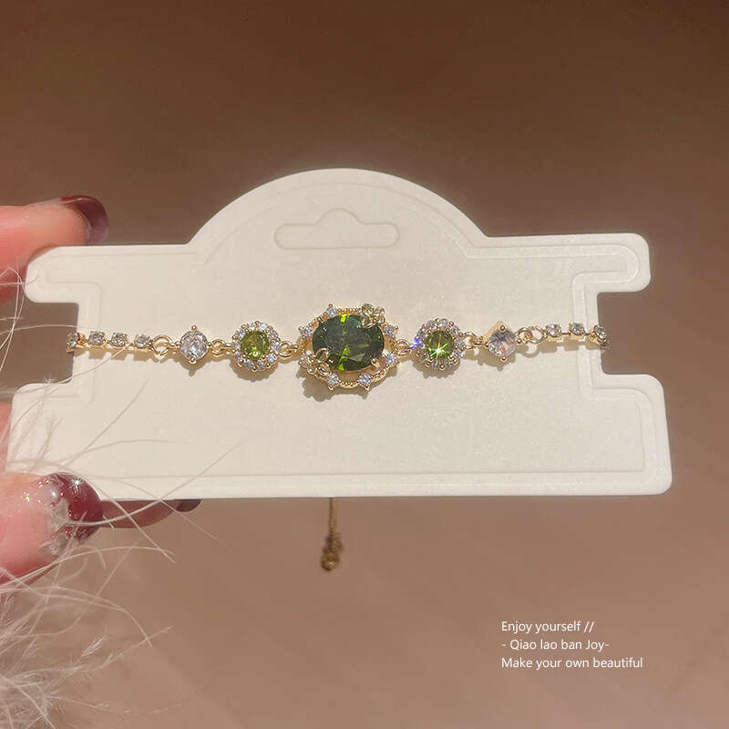 Luxury Jewelry Designer Bracelet Green Crystal Real Gold Plated Butterfly Dia-Studded Adjustable French Style Elegant Bracelet Light High-End Jewelry
