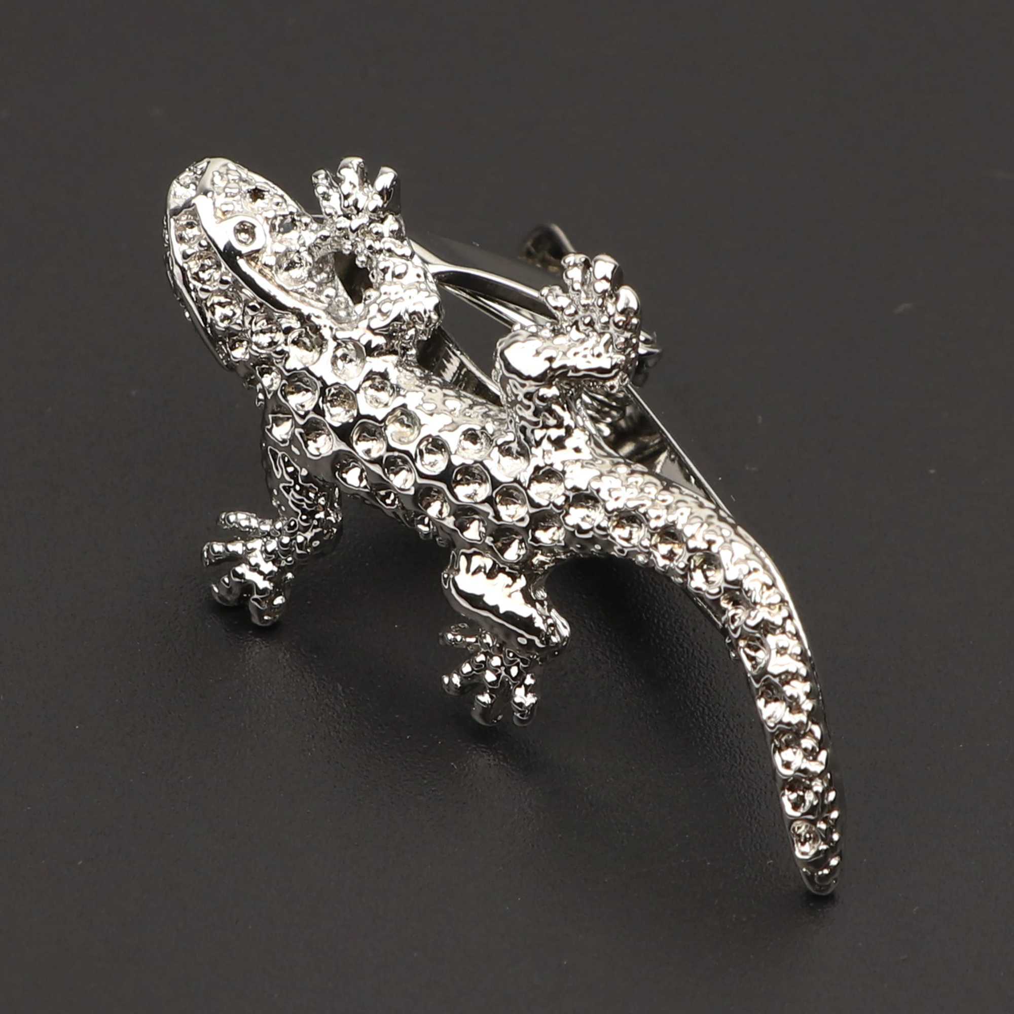 Mens Metal Tie Clip Luxury Airplane Beard Sword Dinosaur Pen Guitar Shape New Design Fashion Wedding Party Bar Tie Accessories W250604