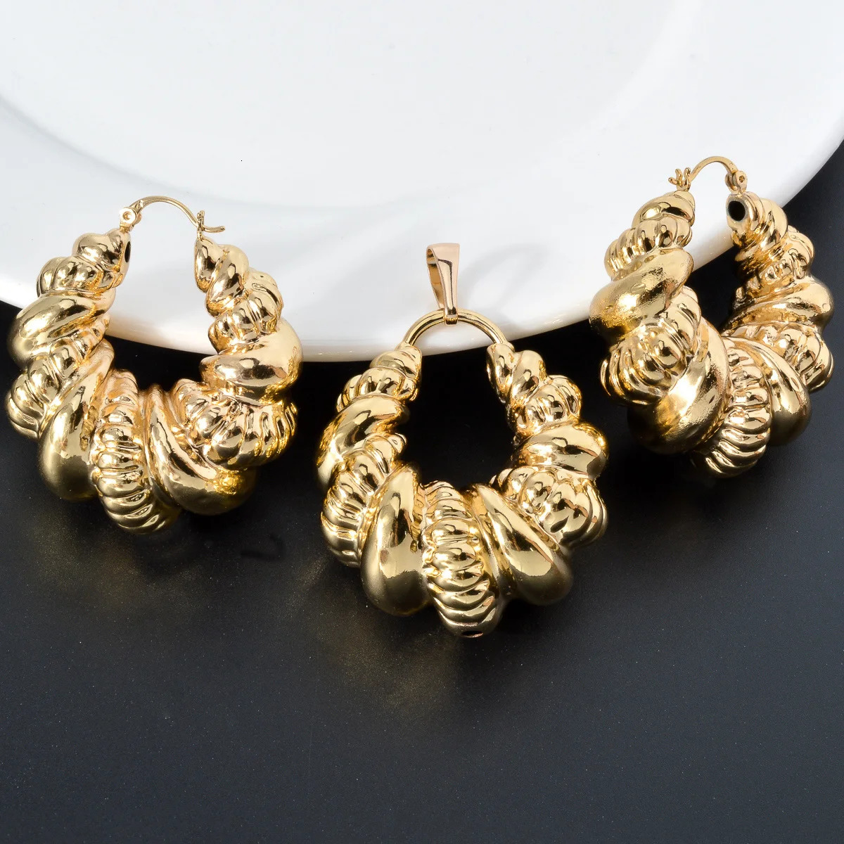 Sunny Jewelry Fashion African Earrings Pendant Big Jewelry Sets Women Girl Large Light Style For Wedding Party Trendy Gifts 250530