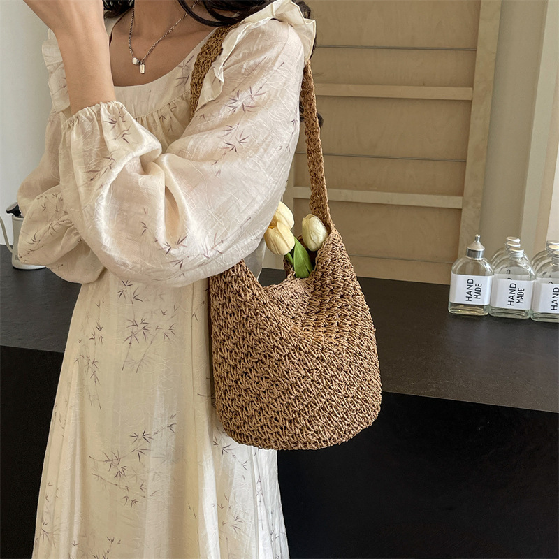 designer 2025 New Spring Fashion Woven Casual Simple Commuter Large Capacity Straw Shoulder Bag Bucket Bag Handbag