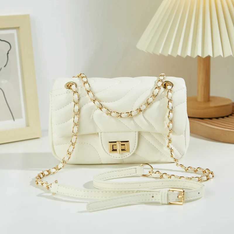 2025 New Womens Bag with a High-End Trendy Square Bag Fashionable Chain Shoulder Bag Casual Simple Crossbody Bag for XJ250604